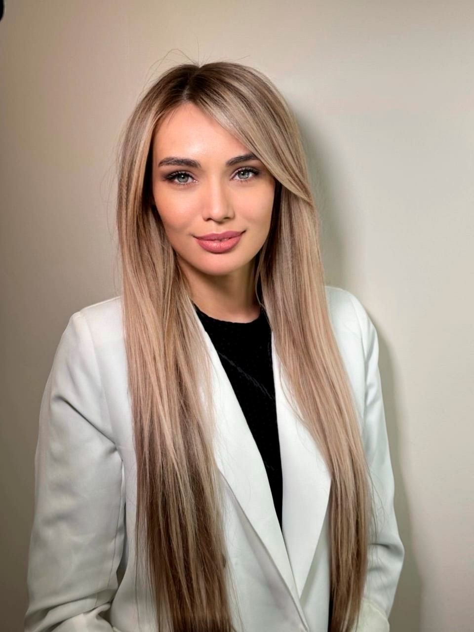 Стилист парикмахер